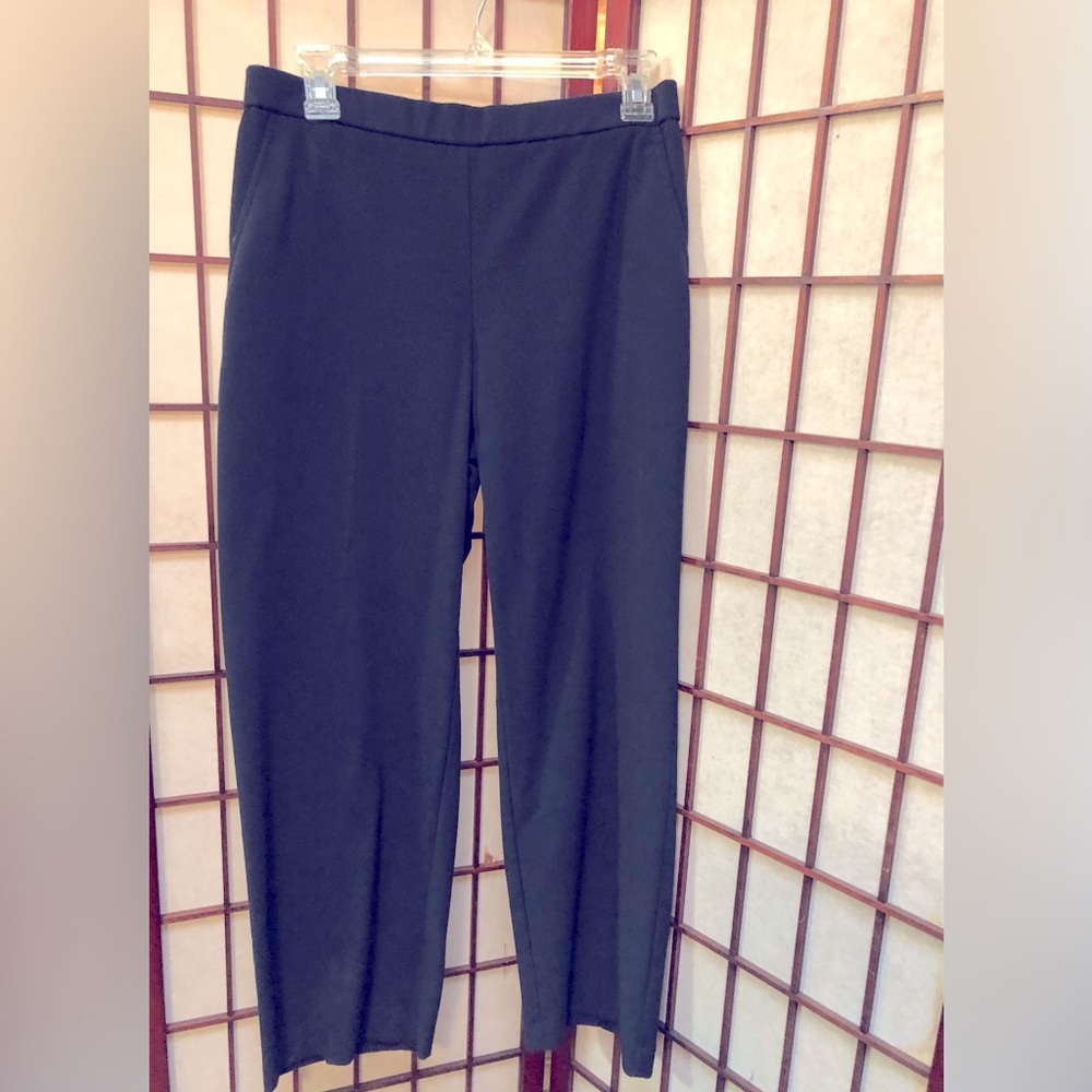 Croft & Barrow Petite Pull-On Stretch Pants.